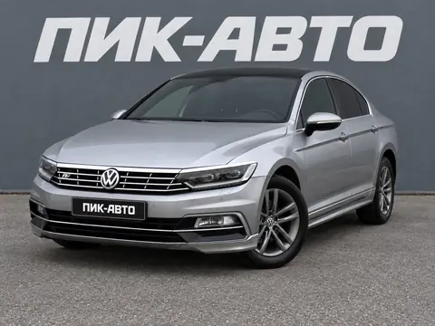 Volkswagen Passat 2018, фото 1