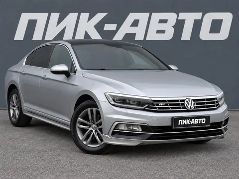 Volkswagen Passat 2018, фото 2