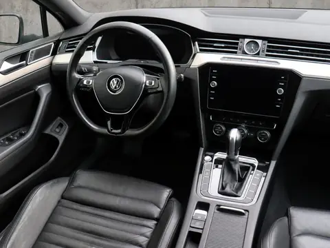 Volkswagen Passat 2018, фото 6