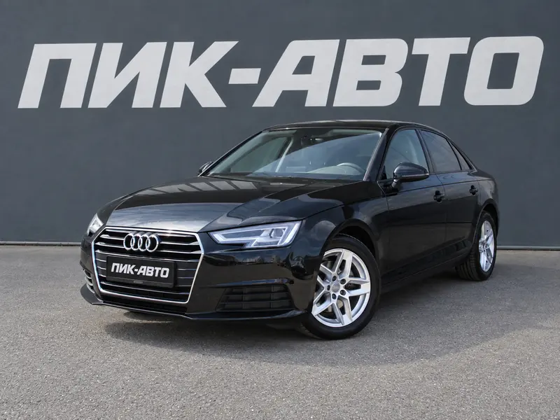 Audi A4 2018 — с пробегом, седан, черный, фото 1