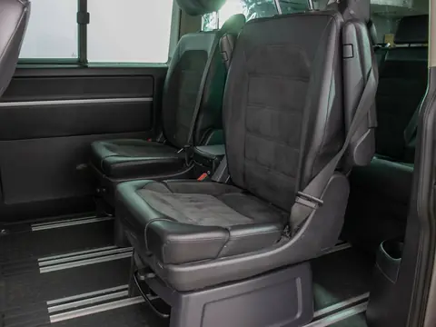 Volkswagen Multivan 2018, фото 8