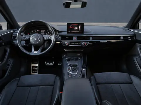 Audi A4 2018, фото 5