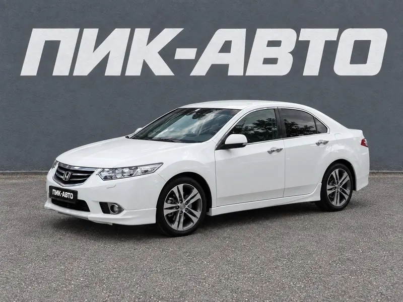 Honda Accord 2013 — с пробегом, седан, белый, фото 1