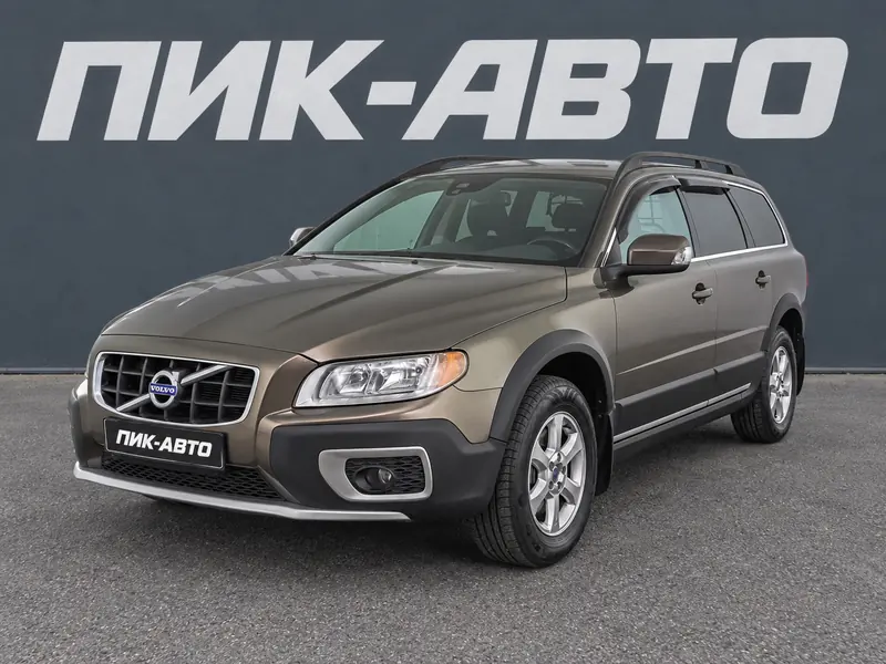 Volvo XC70 2013 — с пробегом, универсал, коричневый, фото 1