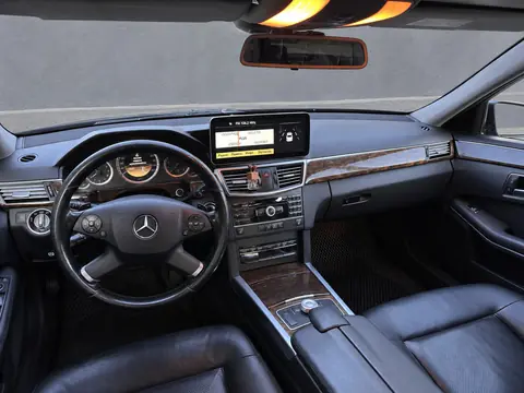 Mercedes-Benz E-Класс 2013, фото 7