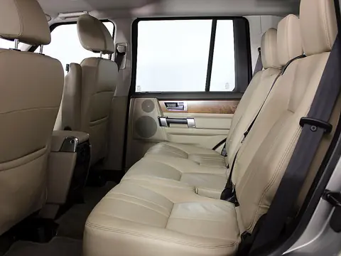 Land Rover Discovery 2013, фото 8