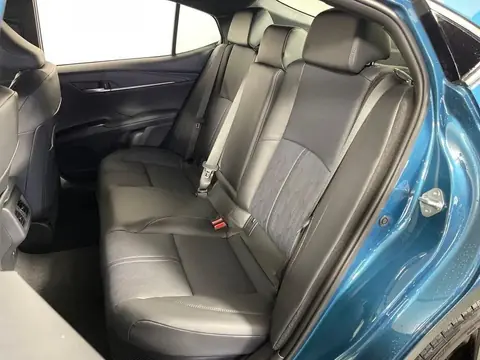 Toyota Camry 2025, фото 7