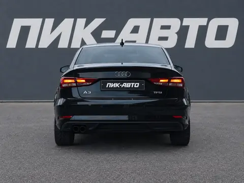 Audi A3 2018, фото 3