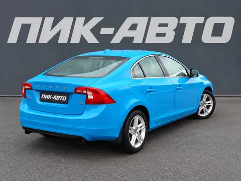 Volvo S60 2016, фото 4