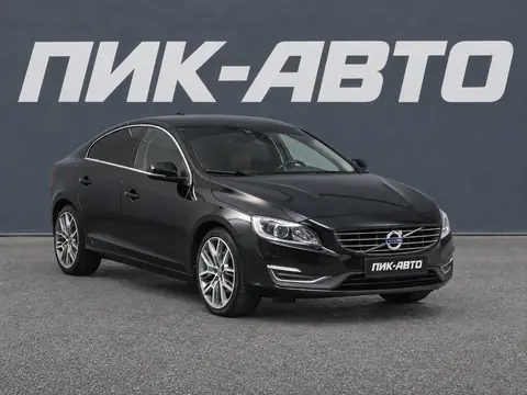 Volvo S60 2014, фото 1