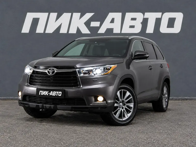 Toyota Highlander 2015 — с пробегом, внедорожник, серый, фото 1