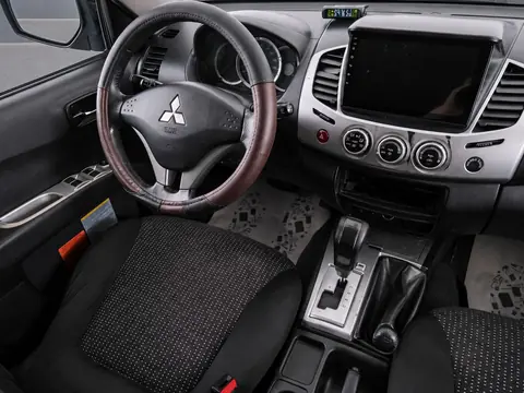 Mitsubishi L200 2014, фото 6