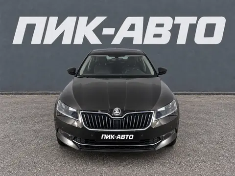 Skoda Superb 2018, фото 2