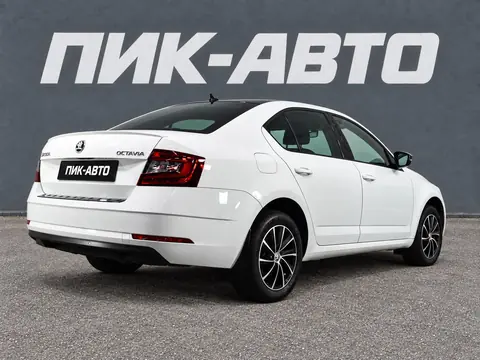 Skoda Octavia 2019, фото 3
