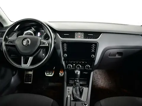 Skoda Octavia 2019, фото 7