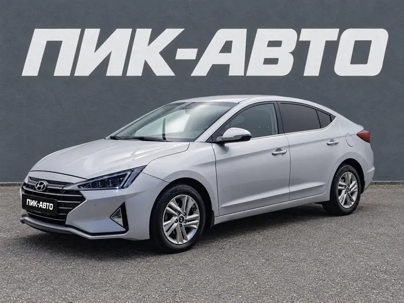 Hyundai Elantra 2021 — с пробегом, седан, серебряный, фото 1