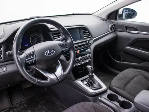 Hyundai Elantra 2021, фото 4