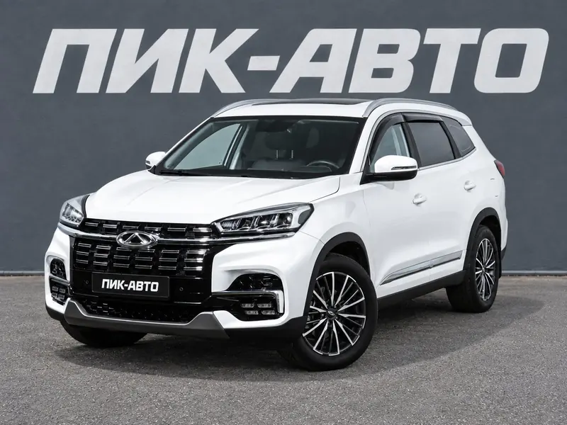 Chery Tiggo 8 2023 — с пробегом, внедорожник, белый, фото 1