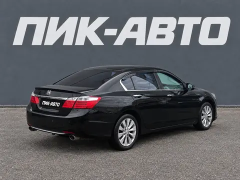 Honda Accord 2015, фото 3