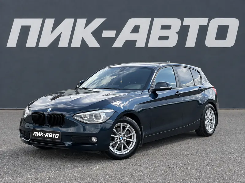 BMW 1 серии 2014 — с пробегом, хэтчбек, синий, фото 1