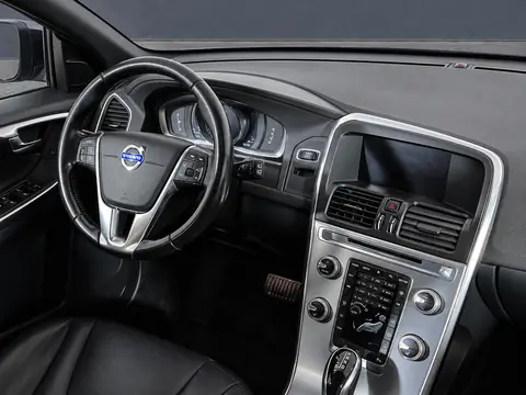 Volvo XC60 2016, фото 5
