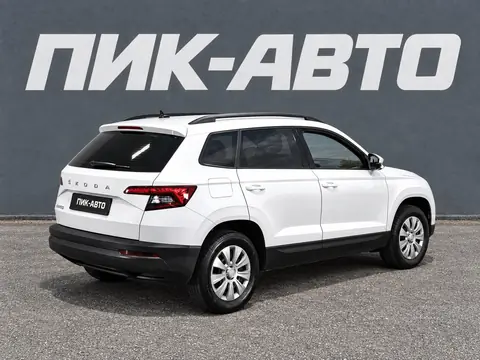 Skoda Karoq 2021, фото 4