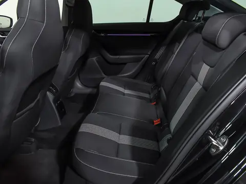 Skoda Octavia 2019, фото 6