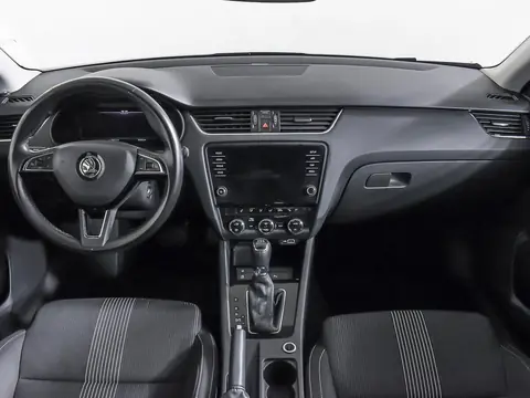 Skoda Octavia 2019, фото 7