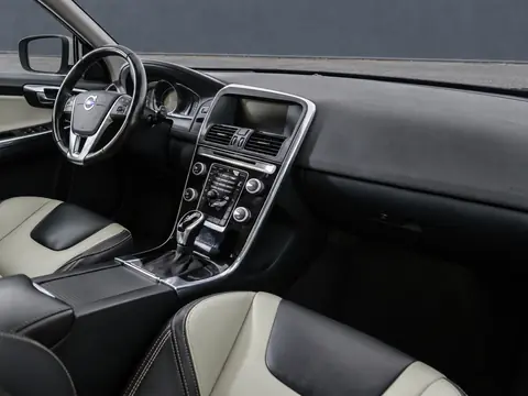 Volvo XC60 2015, фото 5
