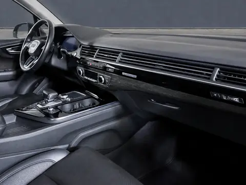 Audi Q7 2018, фото 5