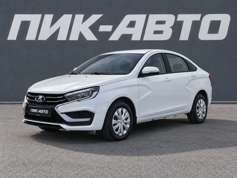 LADA Vesta 2025 — с пробегом, седан, белый, фото 1