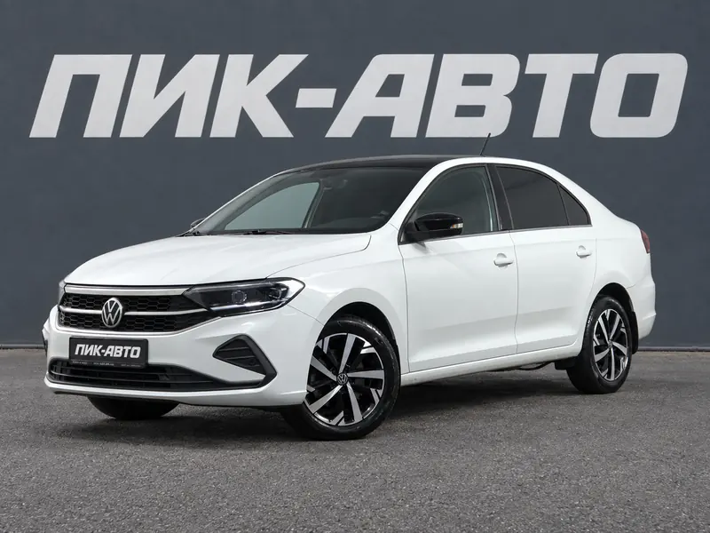 Volkswagen Polo 2022 — с пробегом, лифтбек, белый, фото 1