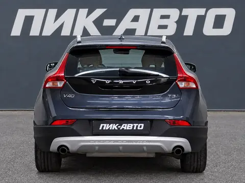 Volvo V40 Cross Country 2016, фото 3