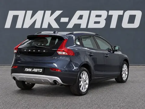Volvo V40 Cross Country 2016, фото 4