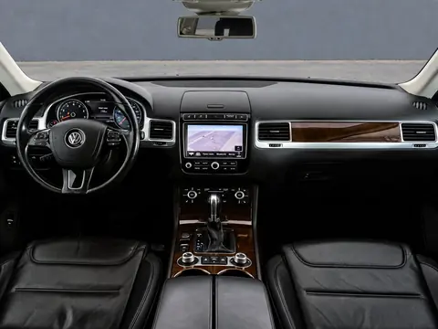 Volkswagen Touareg 2015, фото 6