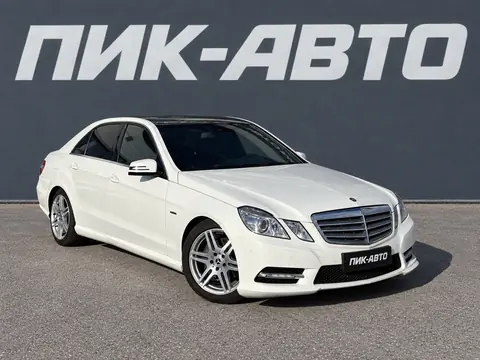 Mercedes-Benz E-Класс 2013, фото 2