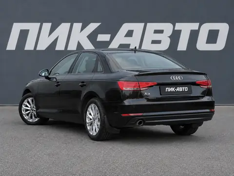 Audi A4 2018, фото 4
