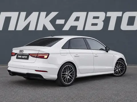 Audi A3 2018, фото 4