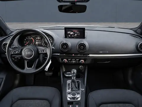 Audi A3 2018, фото 8