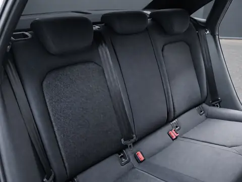 Audi A3 2018, фото 9
