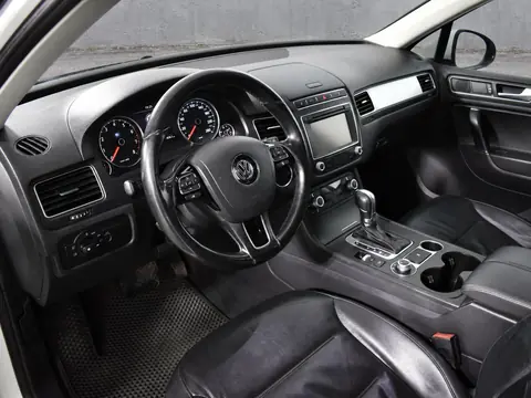 Volkswagen Touareg 2015, фото 5