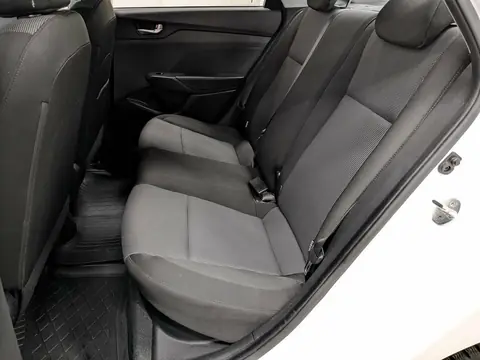 Hyundai Solaris 2022, фото 6