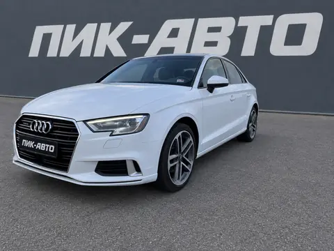 Audi A3 2018, фото 1