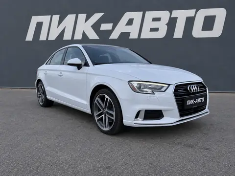 Audi A3 2018, фото 2