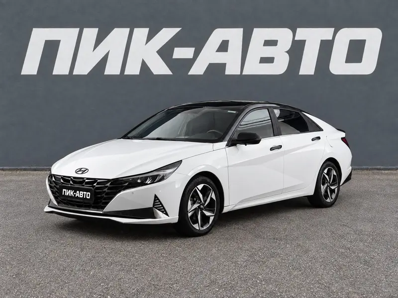 Hyundai Elantra 2021 — с пробегом, седан, белый, фото 1