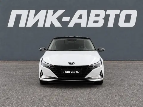 Hyundai Elantra 2021, фото 2