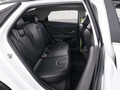 Hyundai Elantra 2021, фото 7