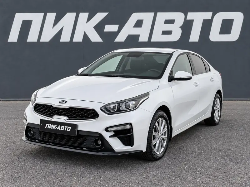 Kia Cerato 2019 — с пробегом, седан, белый, фото 1