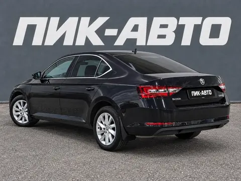 Skoda Superb 2018, фото 3