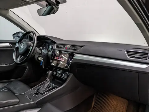 Skoda Superb 2018, фото 5